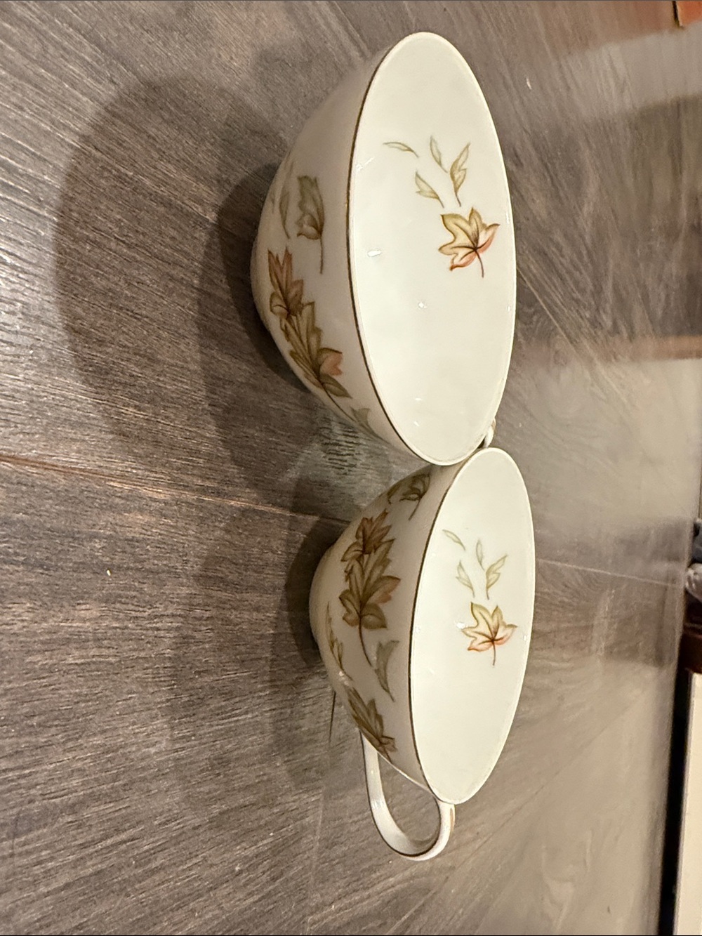 Norcrest white Porcelain Teacup Set with Gold-Trimmed Leaf Motif 8:2